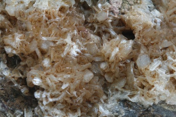 Stilbite - Image 5