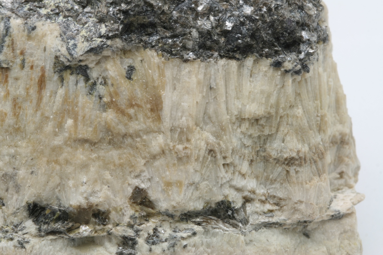 Topaz - pyknite, zinnwaldite - Image 7