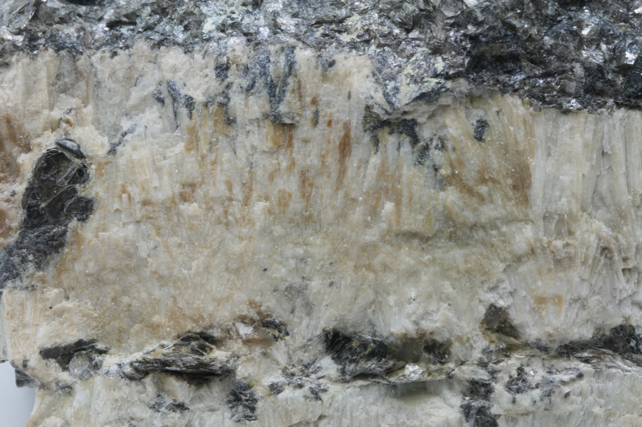 Topaz - pyknite, zinnwaldite - Image 8