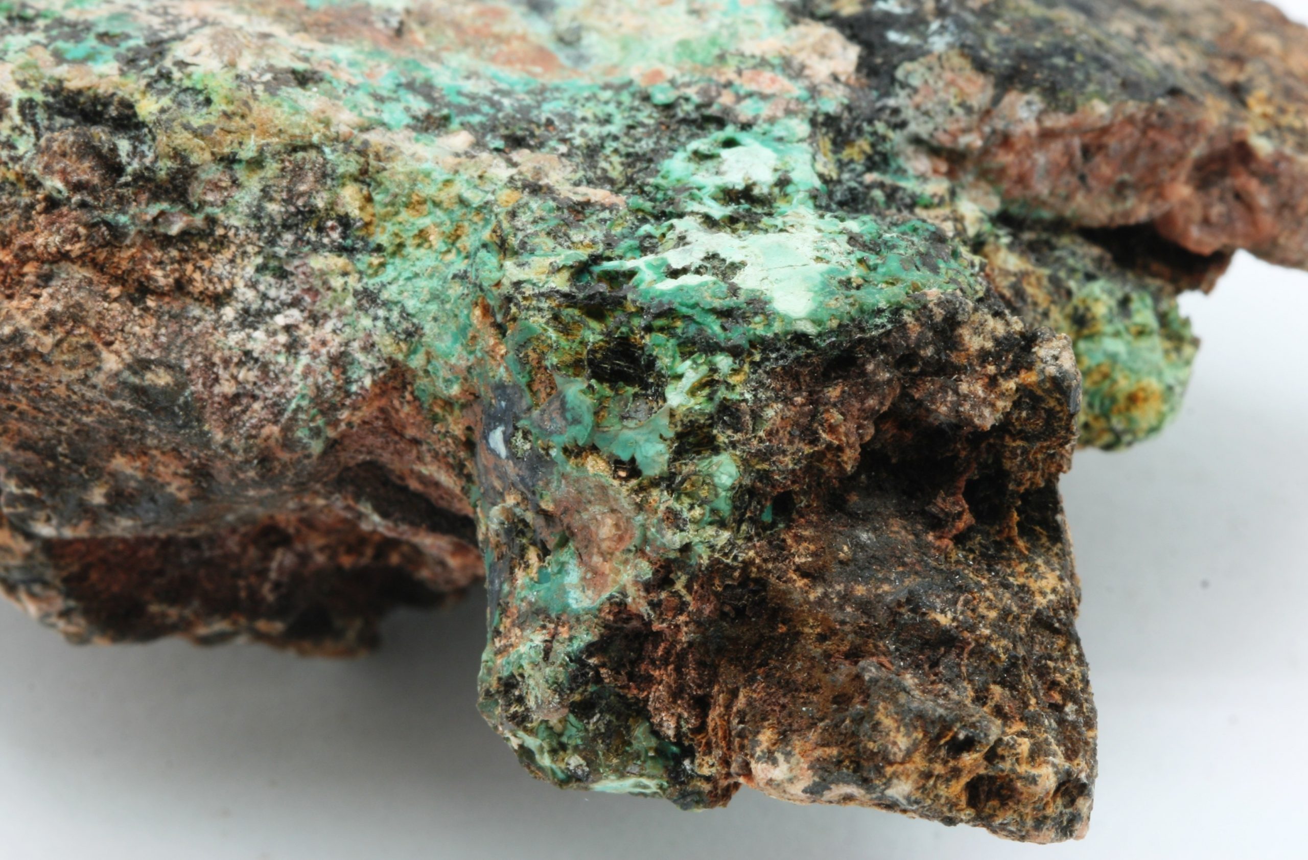 Connellite, cuprite - Image 6