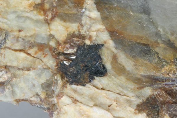 Elbaite, cassiterite, lepidolite - Image 6
