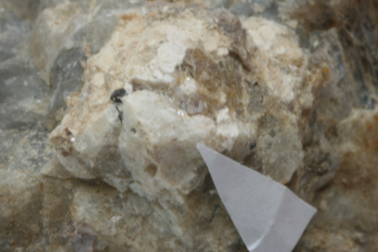 Amblygonite, zircon - Image 5