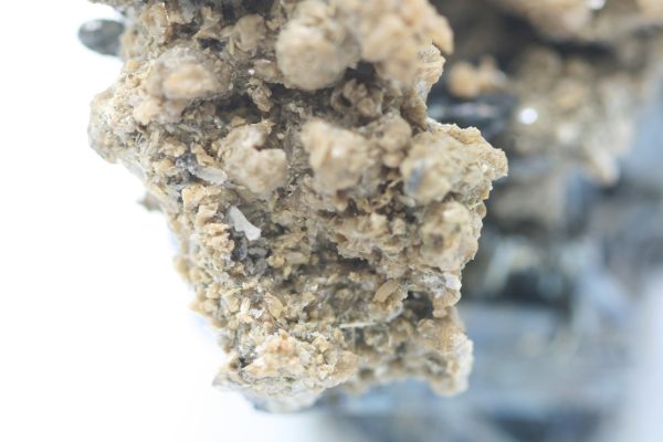Valentinite, stibnite - Image 11