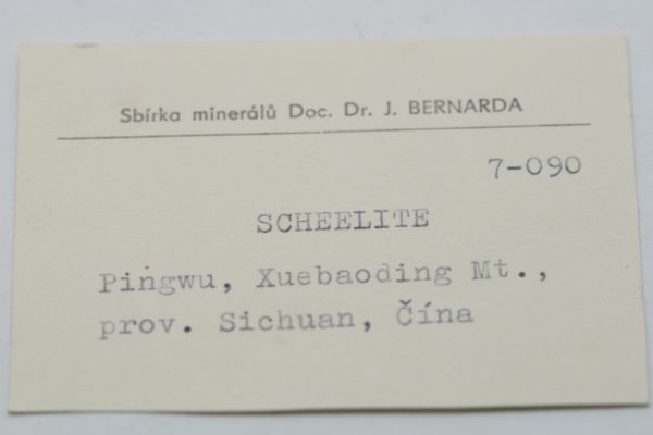 Scheelite - Image 12