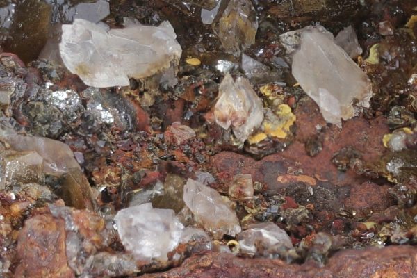 Adamine, calcite - Image 10