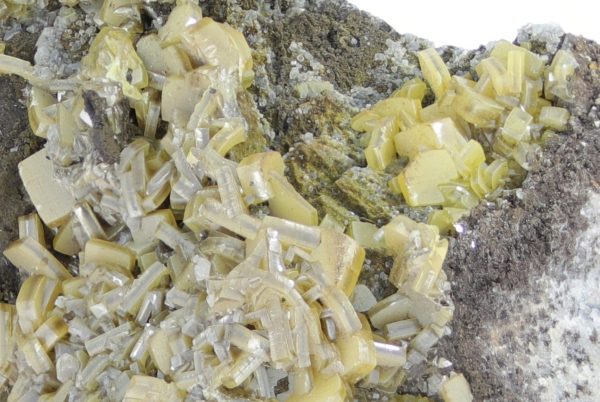 Wulfenite - Image 10