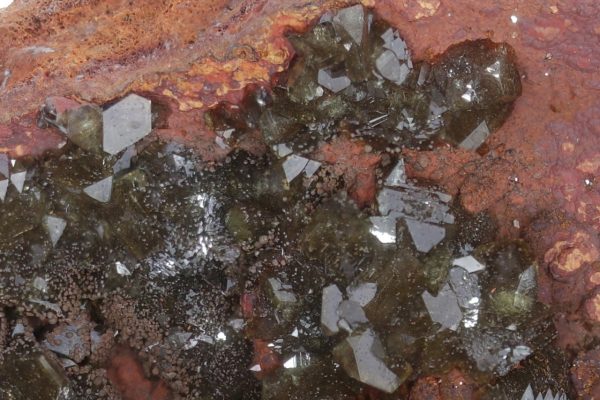 Adamine, calcite - Image 13