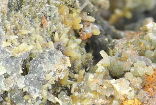 Mimetite, wulfenite - Image 16