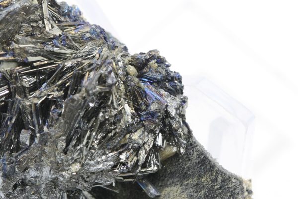 Valentinite, stibnite - Image 8