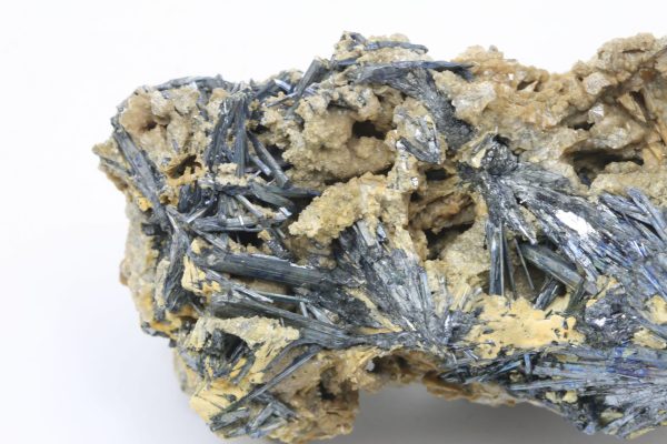 Valentinite, stibnite - Image 6