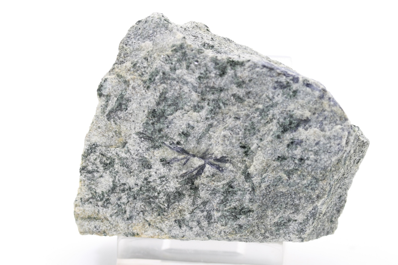 Holmquistite - Image 4