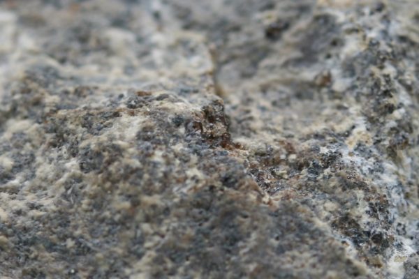 Manganhumite - Image 5