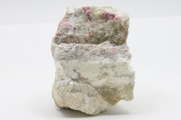 Darrellhenryite, petalite