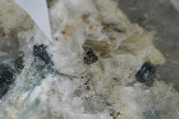 Elbaite, zircon - Image 7