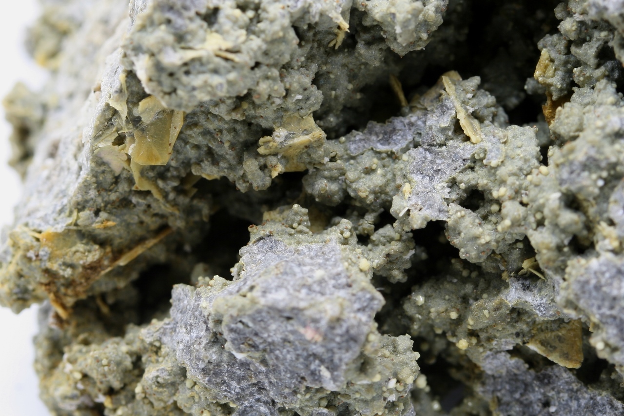 Tridymite, cristobalite - Image 8