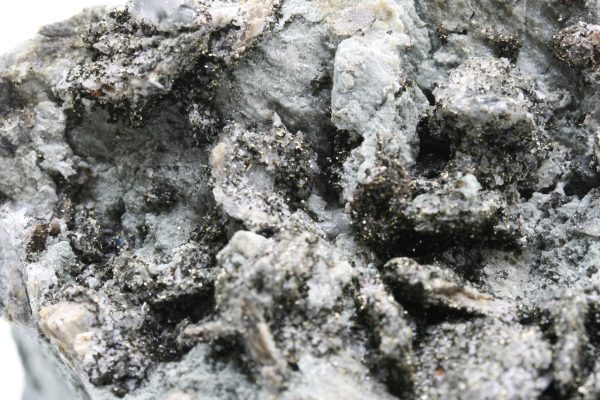 Titanite, chlorite - Image 7