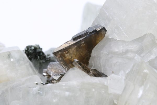 Titanite, calcite - Image 10