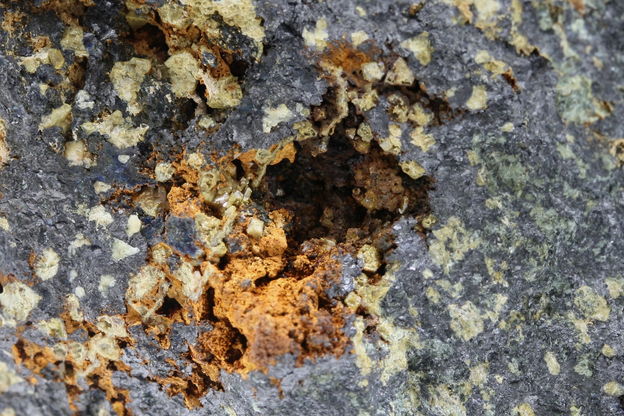 Schoenfliesite - Image 8