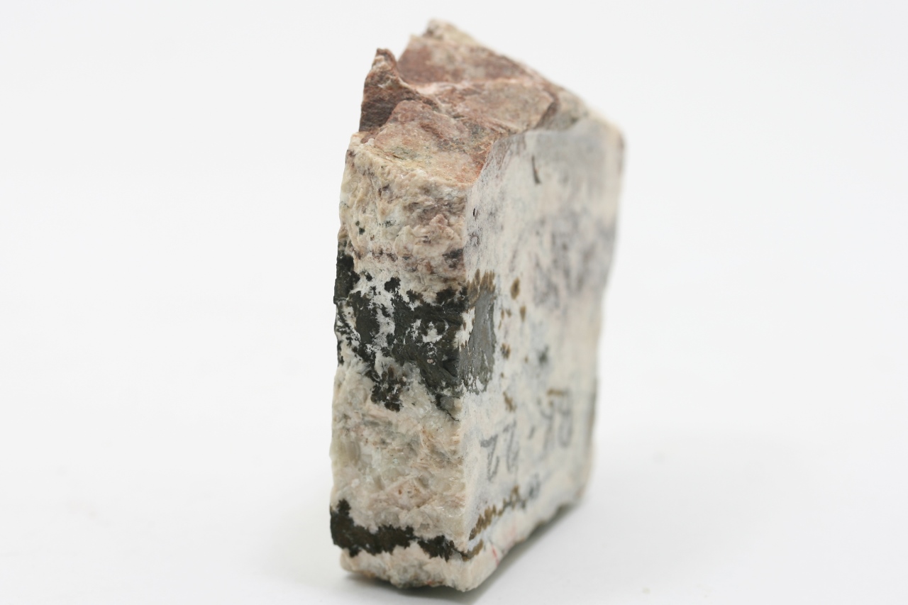 Berzelianite, tyrrellite, eucarite, uraninite - Image 4