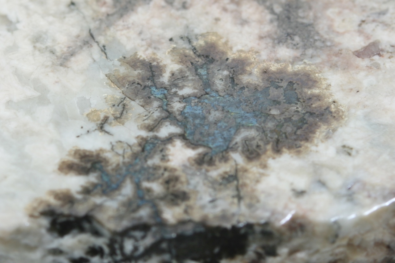 Berzelianite, tyrrellite, eucarite, uraninite - Image 7