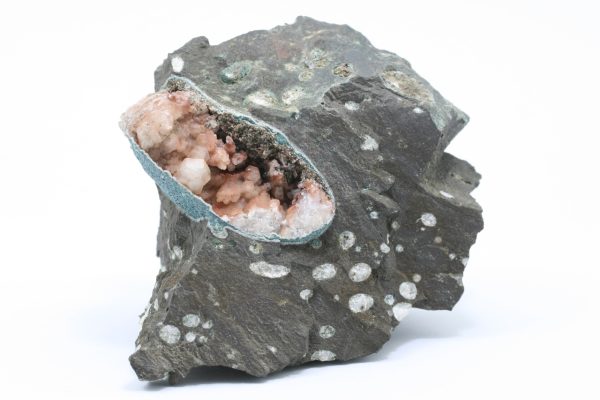 Harmotome, calcite
