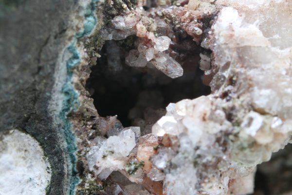 Harmotome, calcite - Image 6