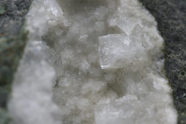 Thomsonite, gismondine - Image 7