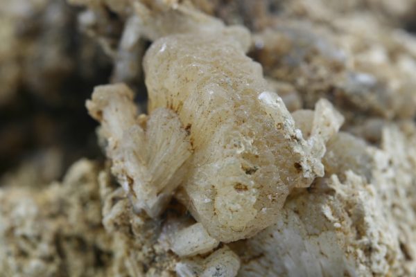 Stilbite - Image 7