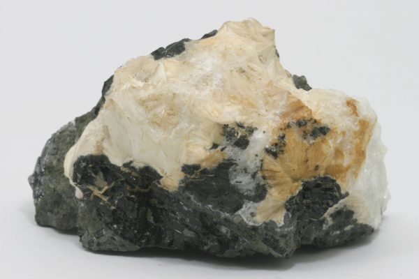 Pectolite, natrolite