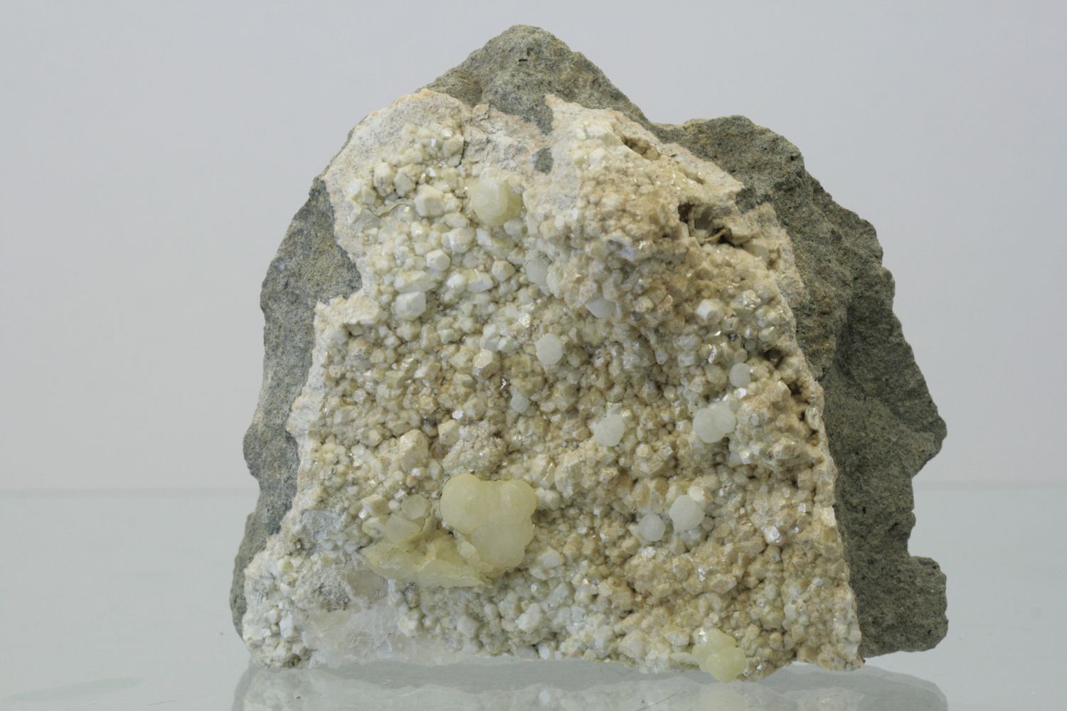 Apophyllite, calcite