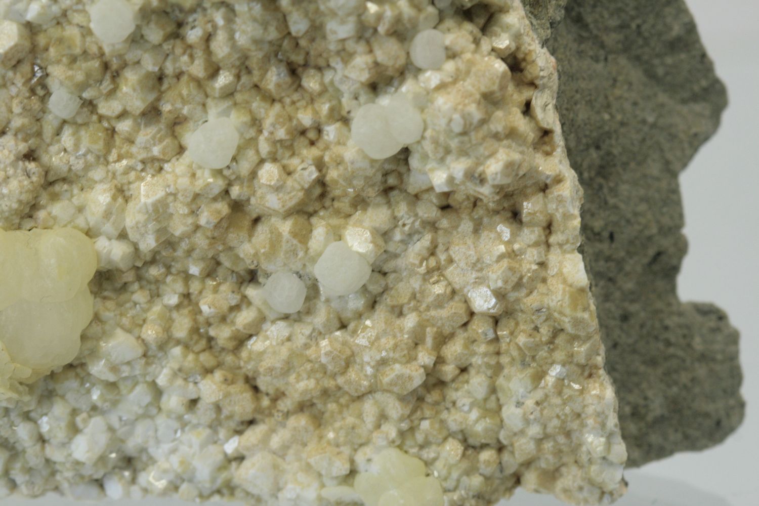 Apophyllite, calcite - Image 6