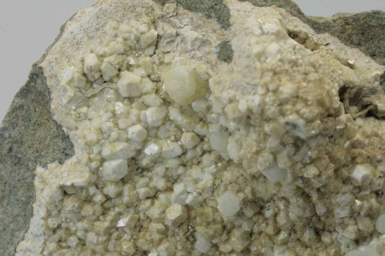 Apophyllite, calcite - Image 5