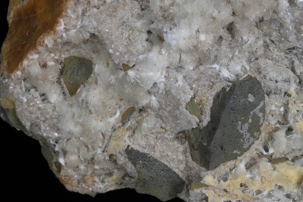 Natrolite, analcime - Image 6