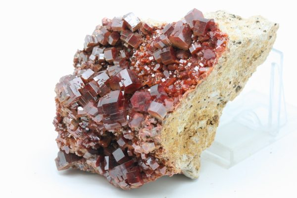 Vanadinite - Image 4