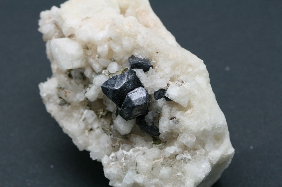 Rutile, microcline - Image 3