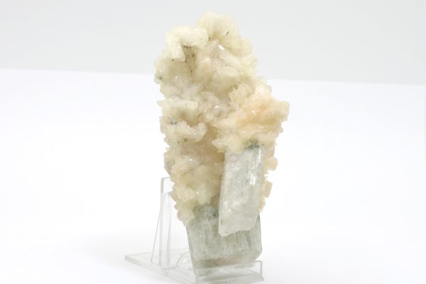 Danburite, calcite - Image 6