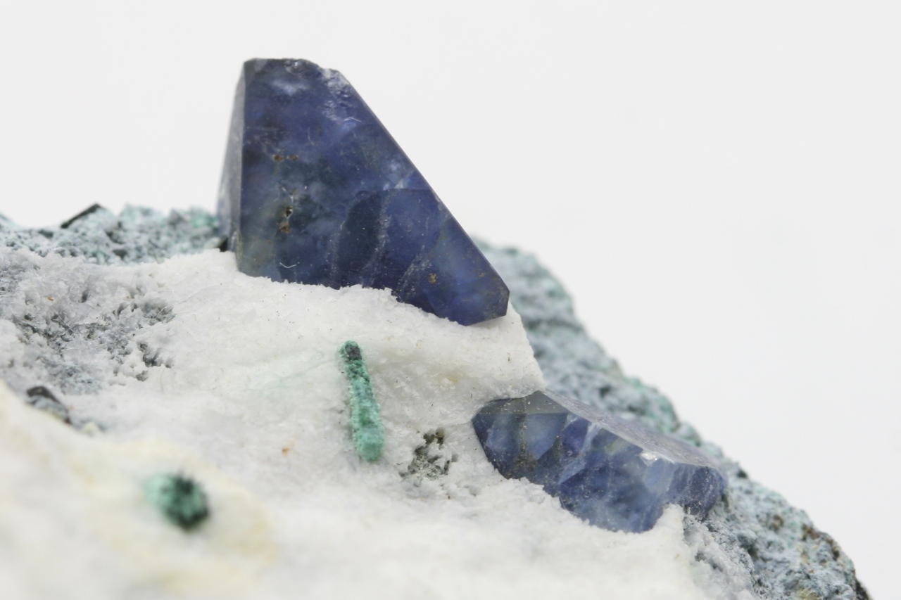 Benitoite - Image 6