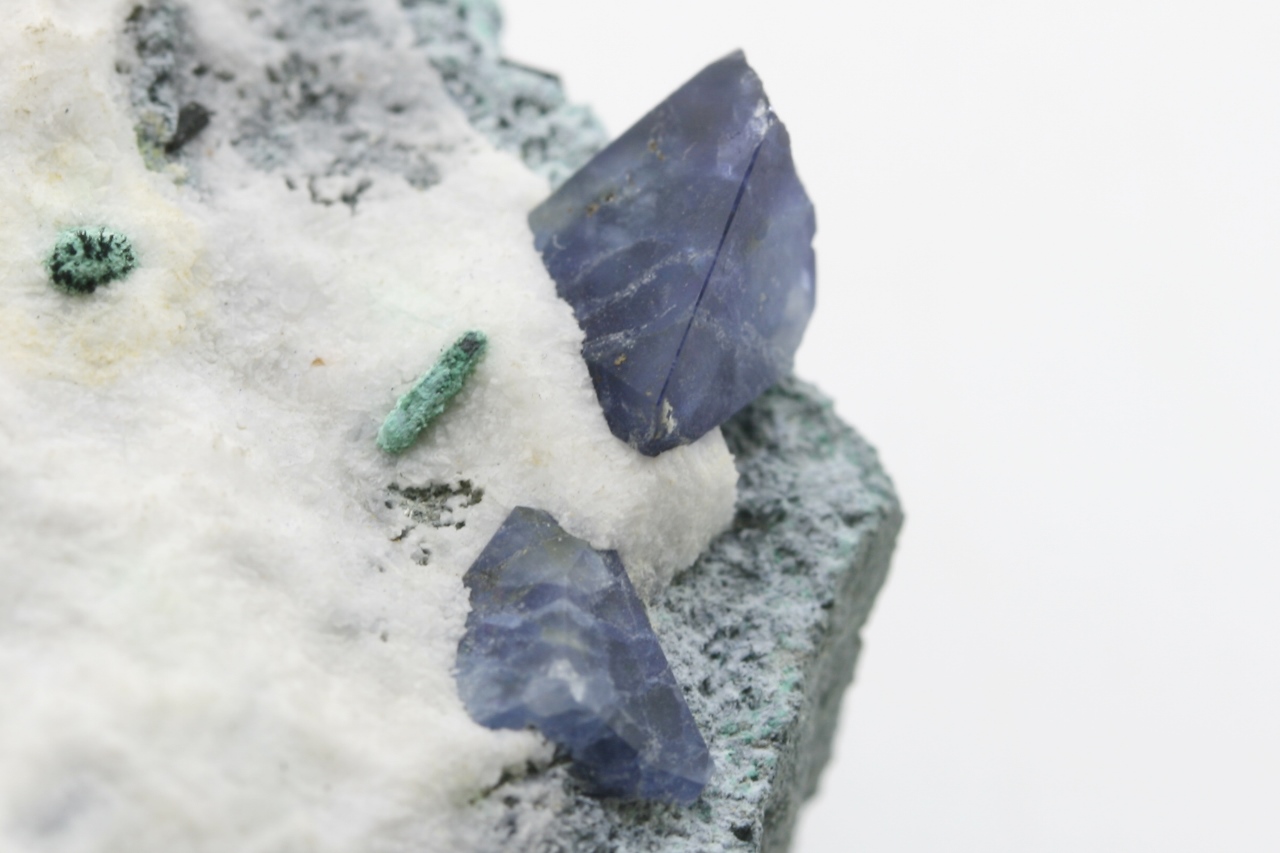 Benitoite - Image 7