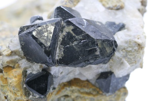 Spinel - Image 7