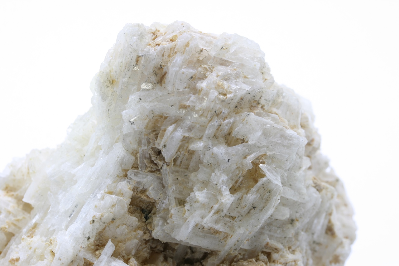 Meyerhofferite - Image 8