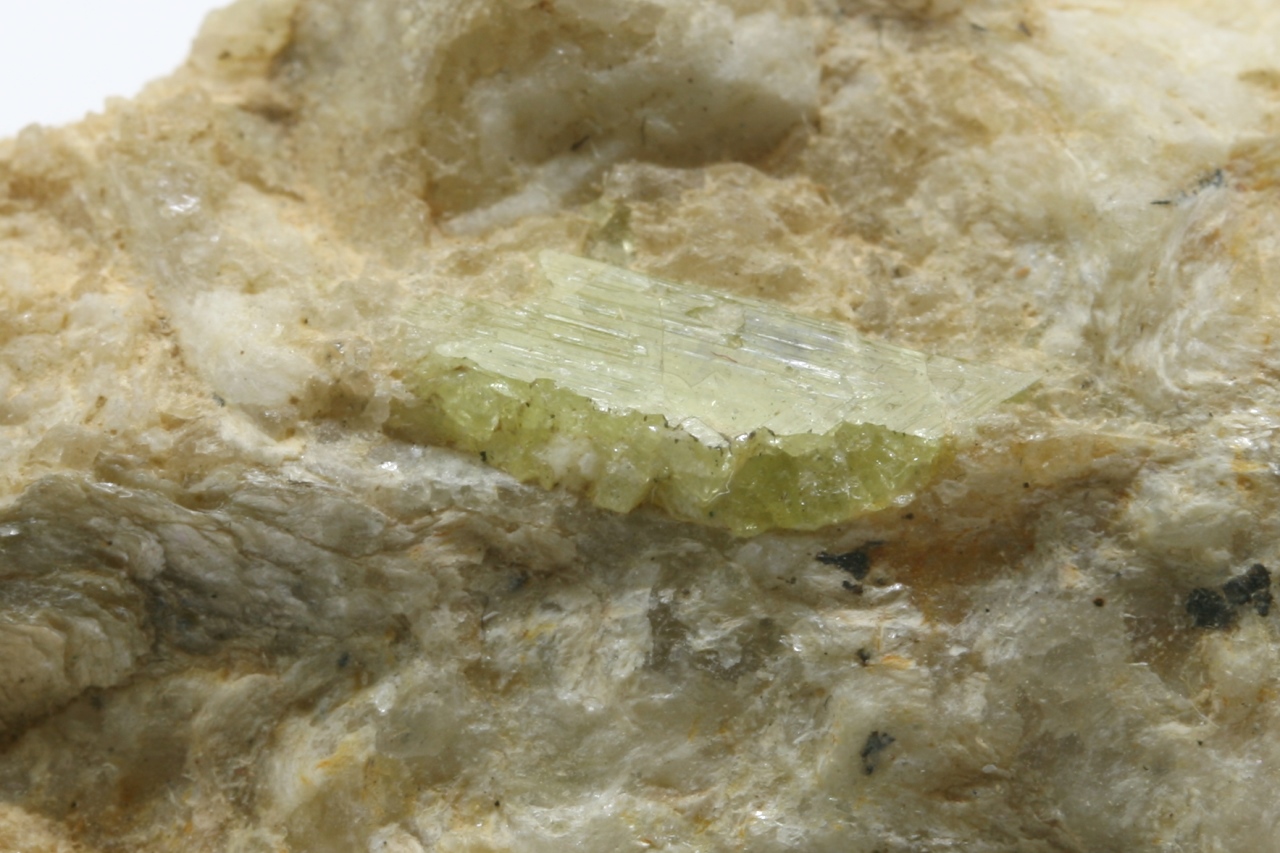 Chrysoberyl - Image 5