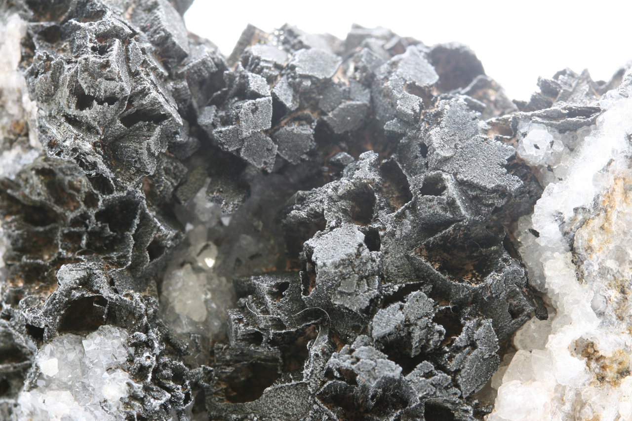 Pyrolusite - Image 6
