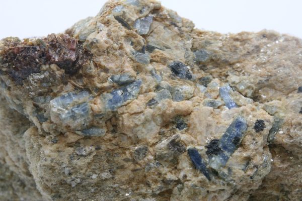 Kyanite - Image 5
