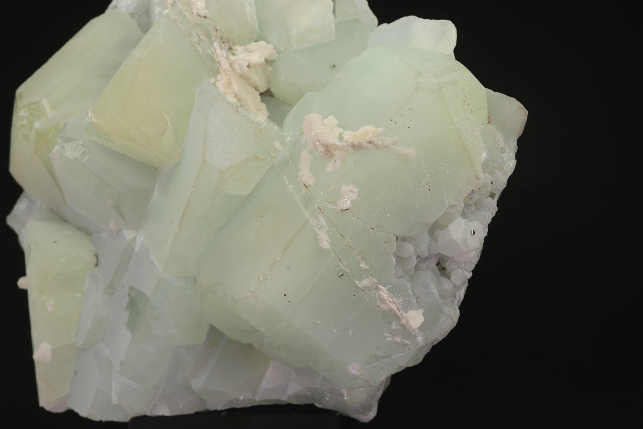 Datolite - Image 7
