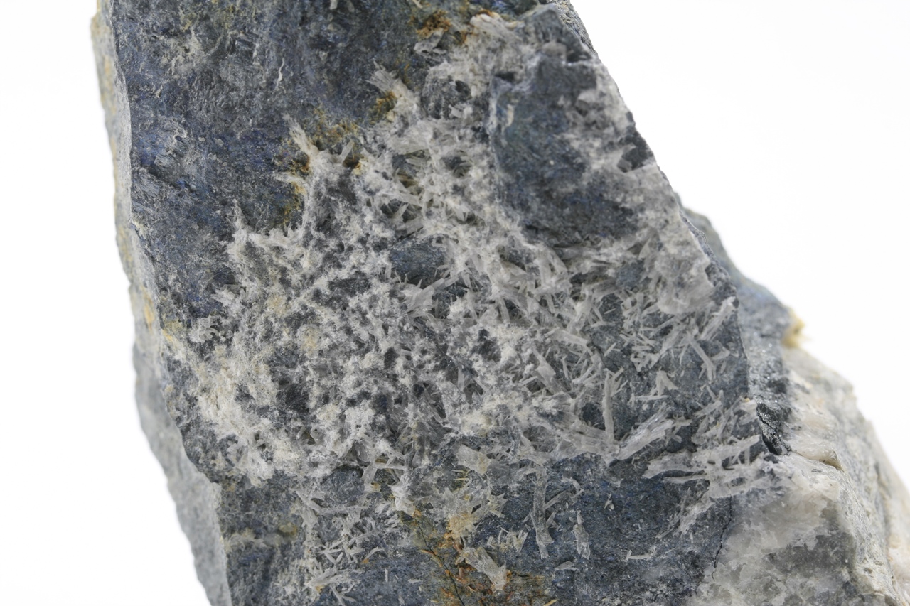 Strontianite - Image 5