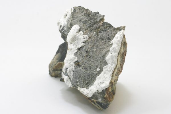 Brassite, symplesite - Image 2