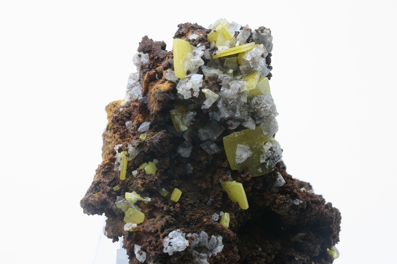 Wulfenite, calcite - Image 4