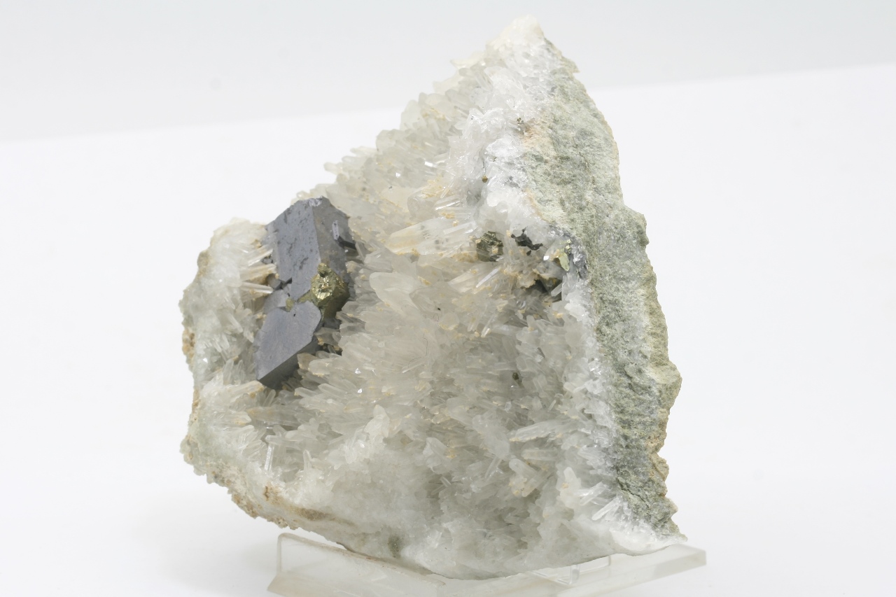 Galena, chalcopyrite, rock crystal - Image 2