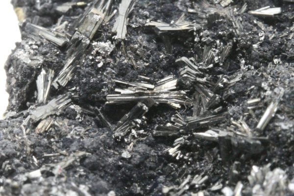 Hutchinsonite - Image 7