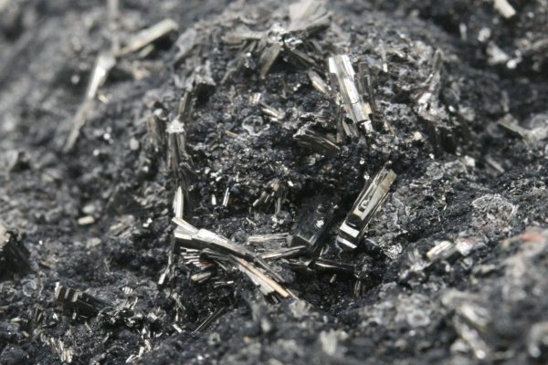 Hutchinsonite - Image 8